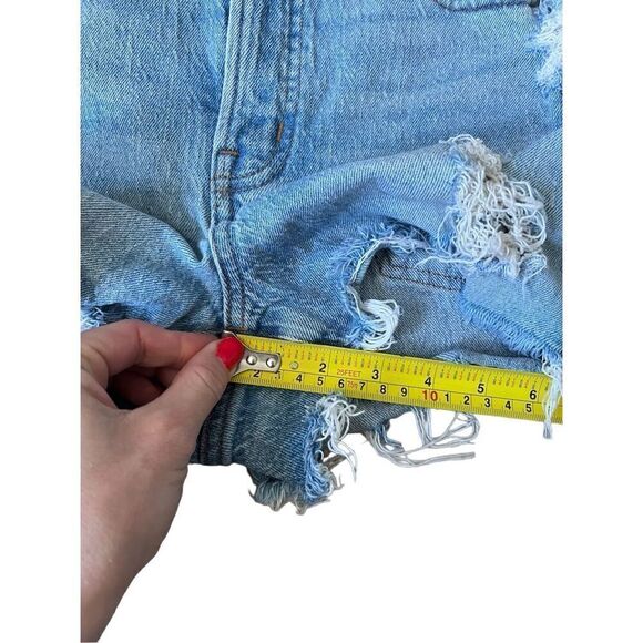 Madewell The Perfect Jeant Distressed Short size 27 Light Blue - Picture 4 of 10